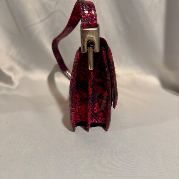 Vintage Fuschia Snakeskin Python Shoulder Bag Purse - Picture 7 of 9